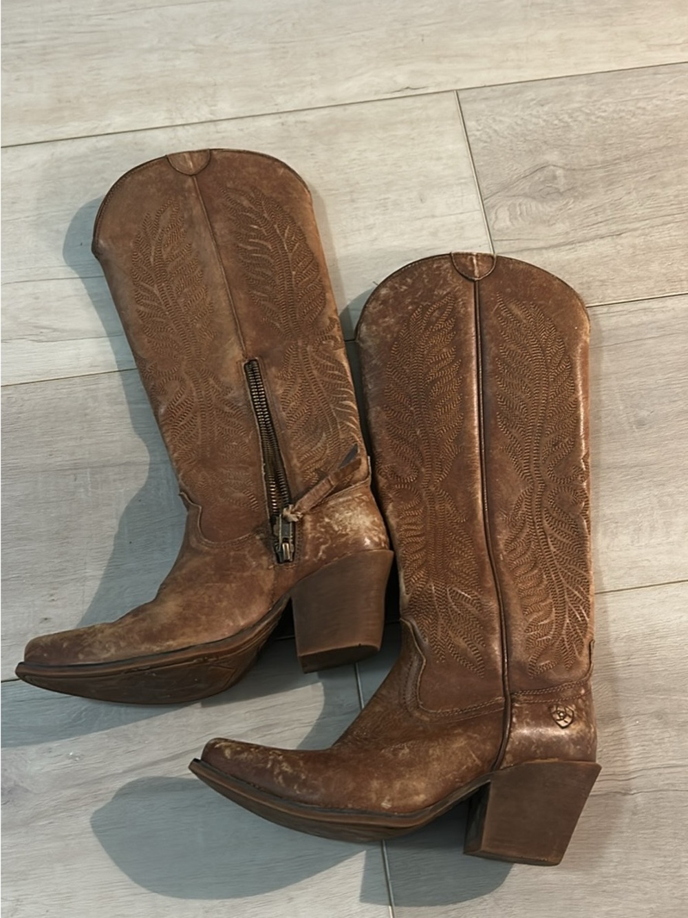 Ariat GUINEVERE WESTERN BOOT women cowboy boots